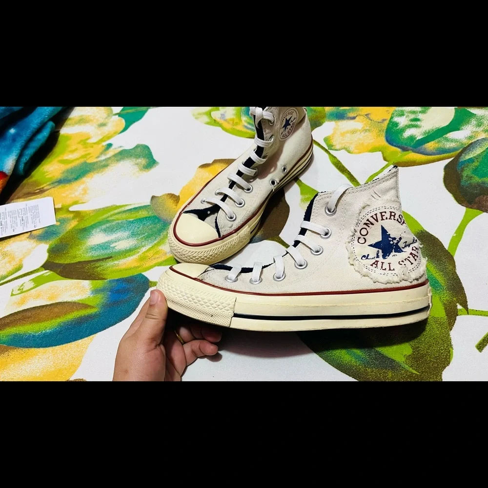 Converse all star size 3 imported - Picture 2 of 5